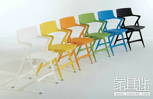 Kartell Ҿ3.jpg