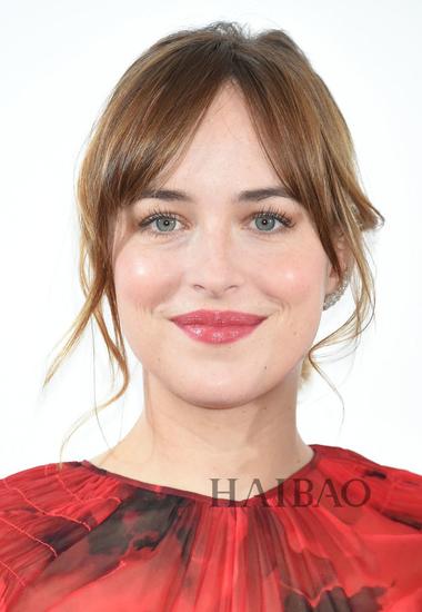 ·Լѷ (Dakota Johnson)