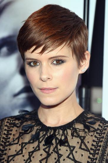 · (Kate Mara)