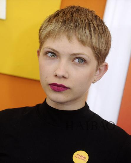 ̩ޱ·ɭ (Tavi Gevinson)